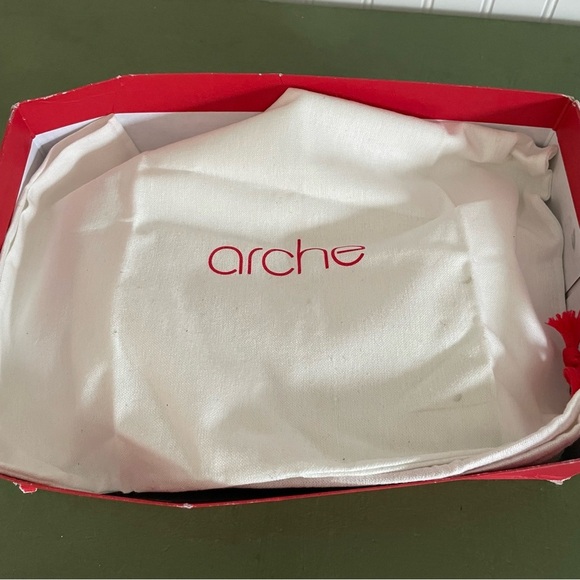 NWT Arche TATEBO Low Boots/Booties Handmade in Noir Nubuck Leather *France* - Picture 10 of 12